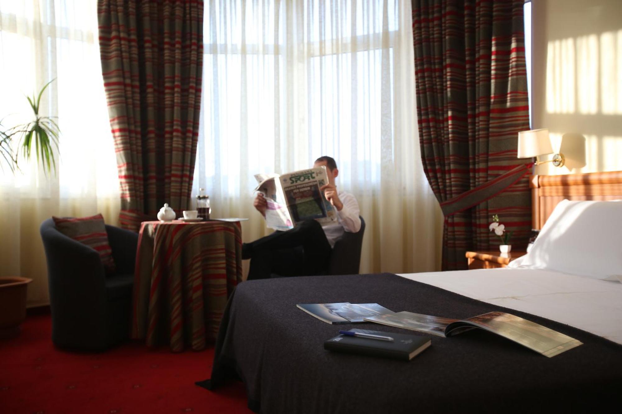 Vorë Hotel Continental מראה חיצוני תמונה