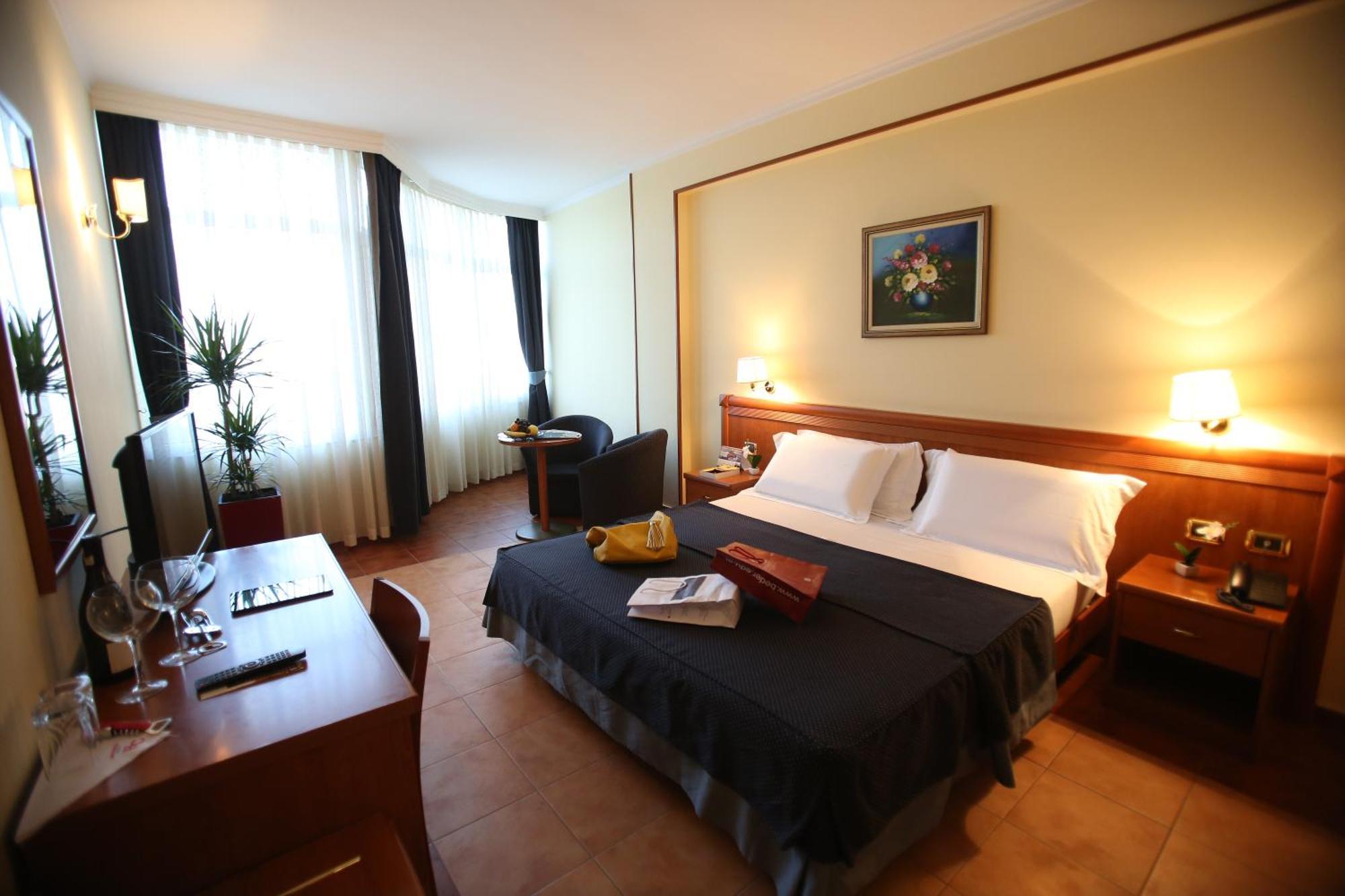 Vorë Hotel Continental חדר תמונה