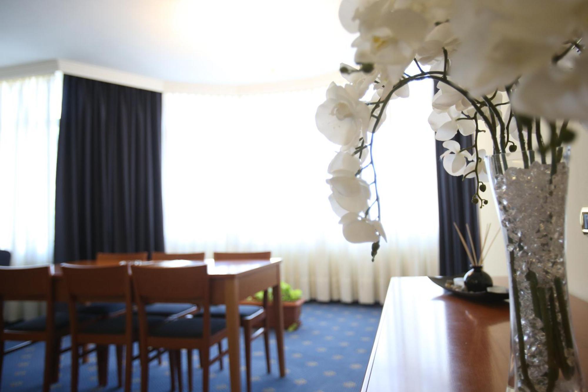 Vorë Hotel Continental חדר תמונה