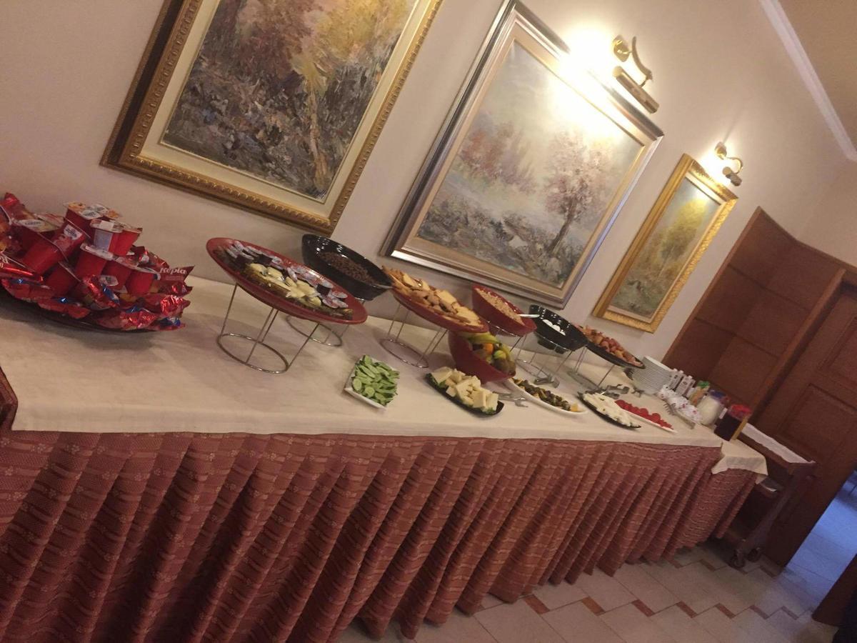 Vorë Hotel Continental מראה חיצוני תמונה